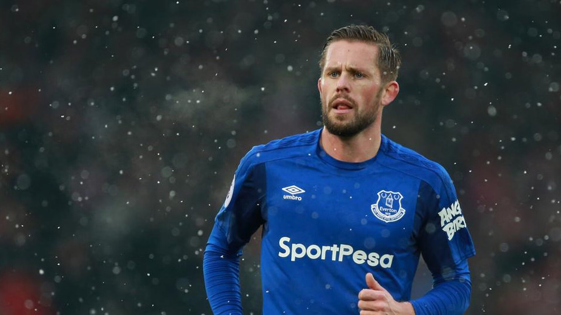 孤胆英雄的加冕礼，布伦森年度焦点战接管比赛，独行侠硬仗力克国王