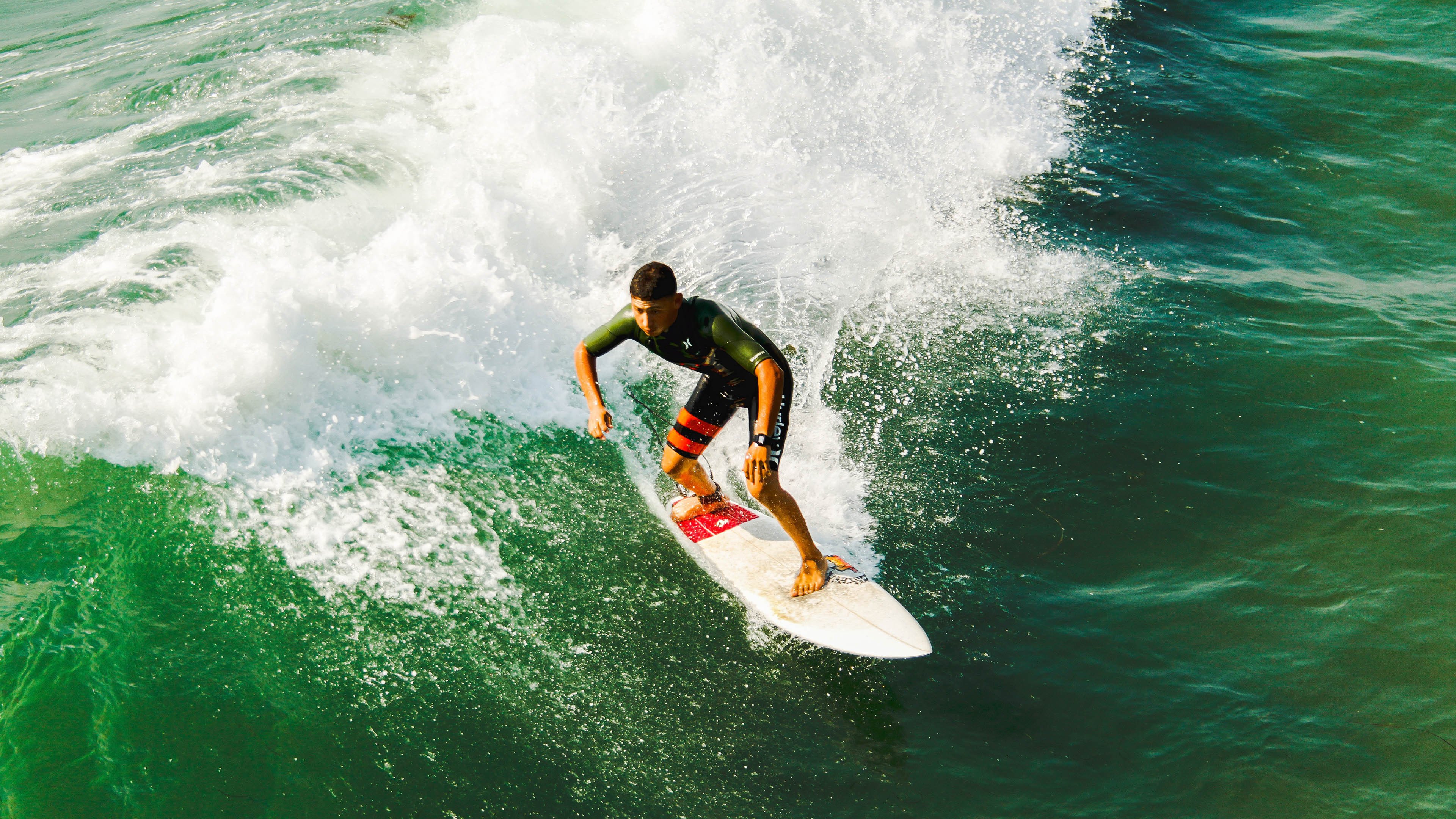 绝境逆转！保罗神迹夜，上海男篮翻盘福建创纪录之战