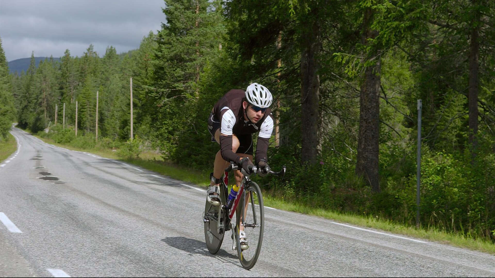 吉林队轻取四川队，福克斯统治全场